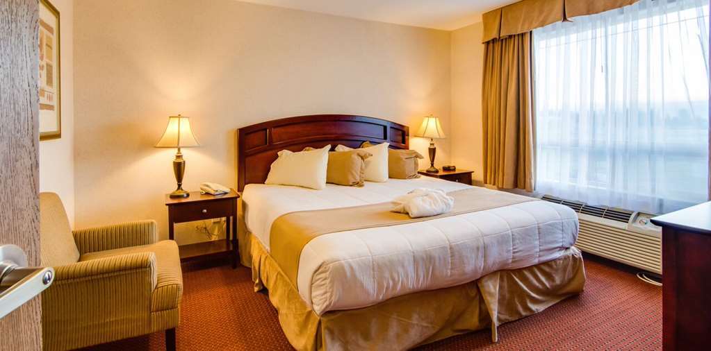 Peavine Inn & Suites High Prairie Szoba fotó