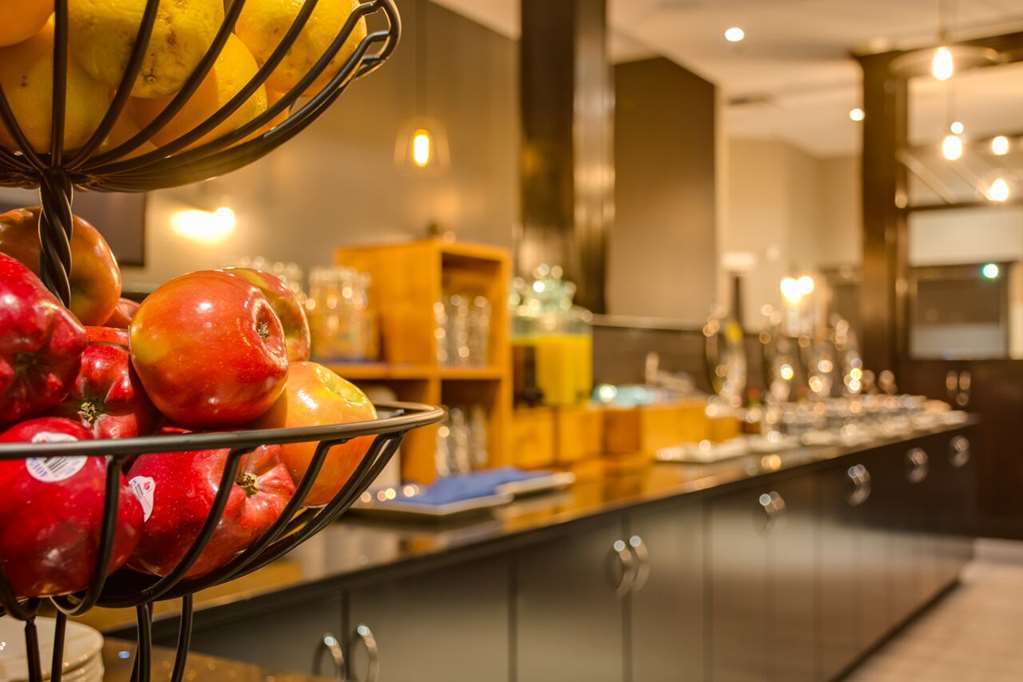Peavine Inn & Suites High Prairie Étterem fotó
