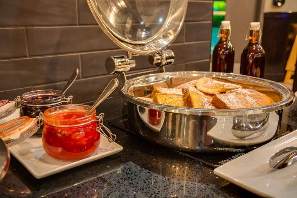 Peavine Inn & Suites High Prairie Étterem fotó